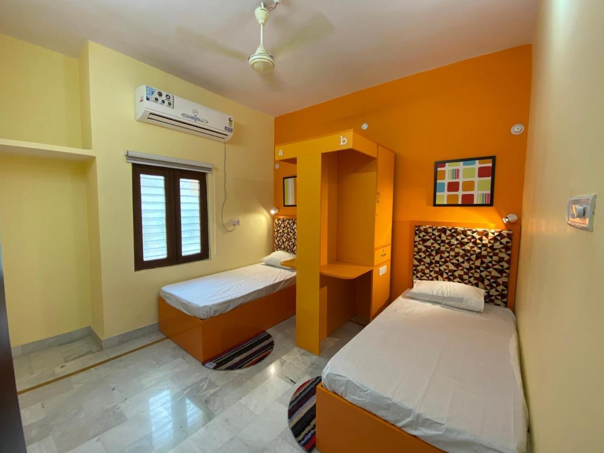 Ostello Backpackers Den Lucknow Esterno foto